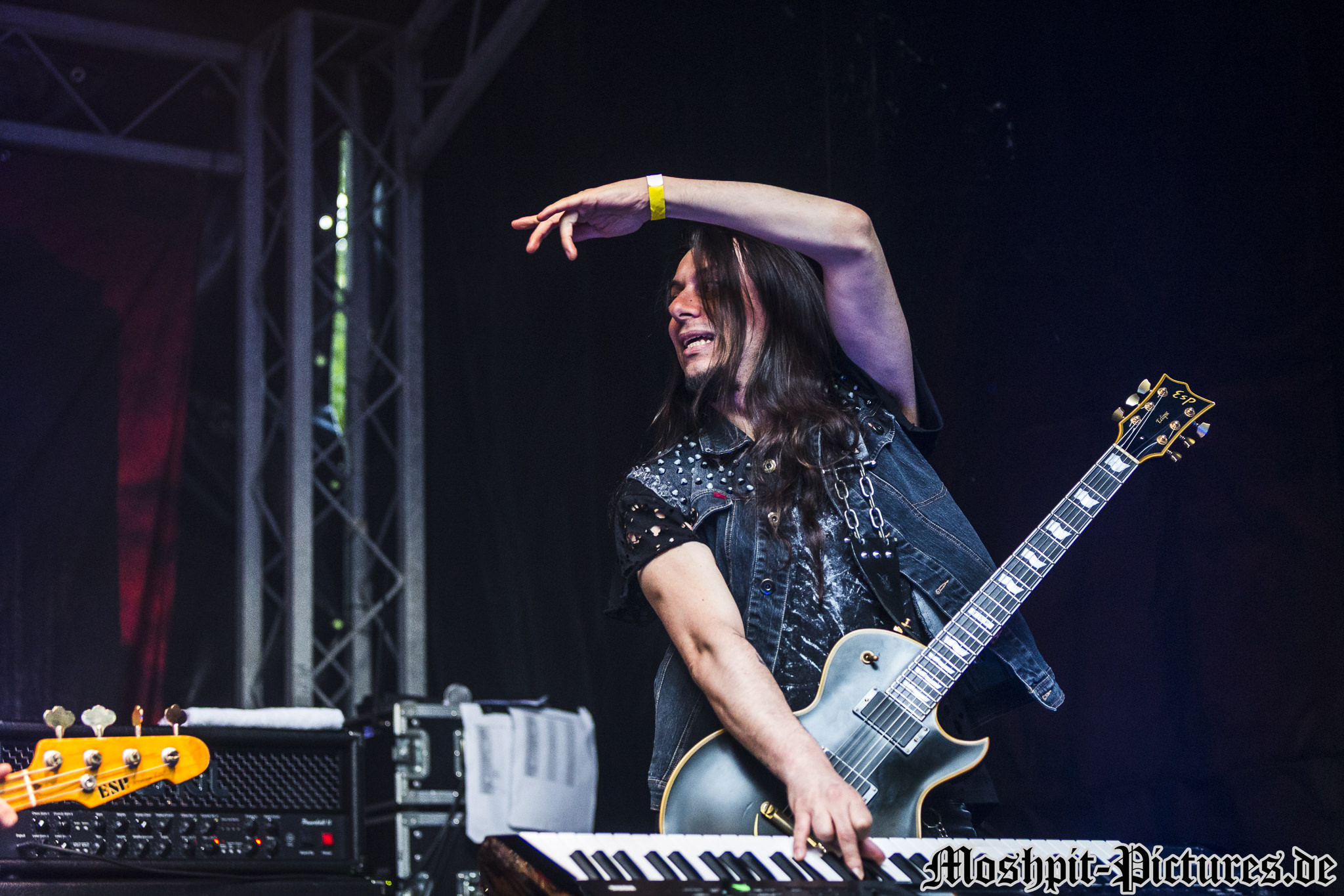 Rage-Against-Racism-2017-Firewind-108