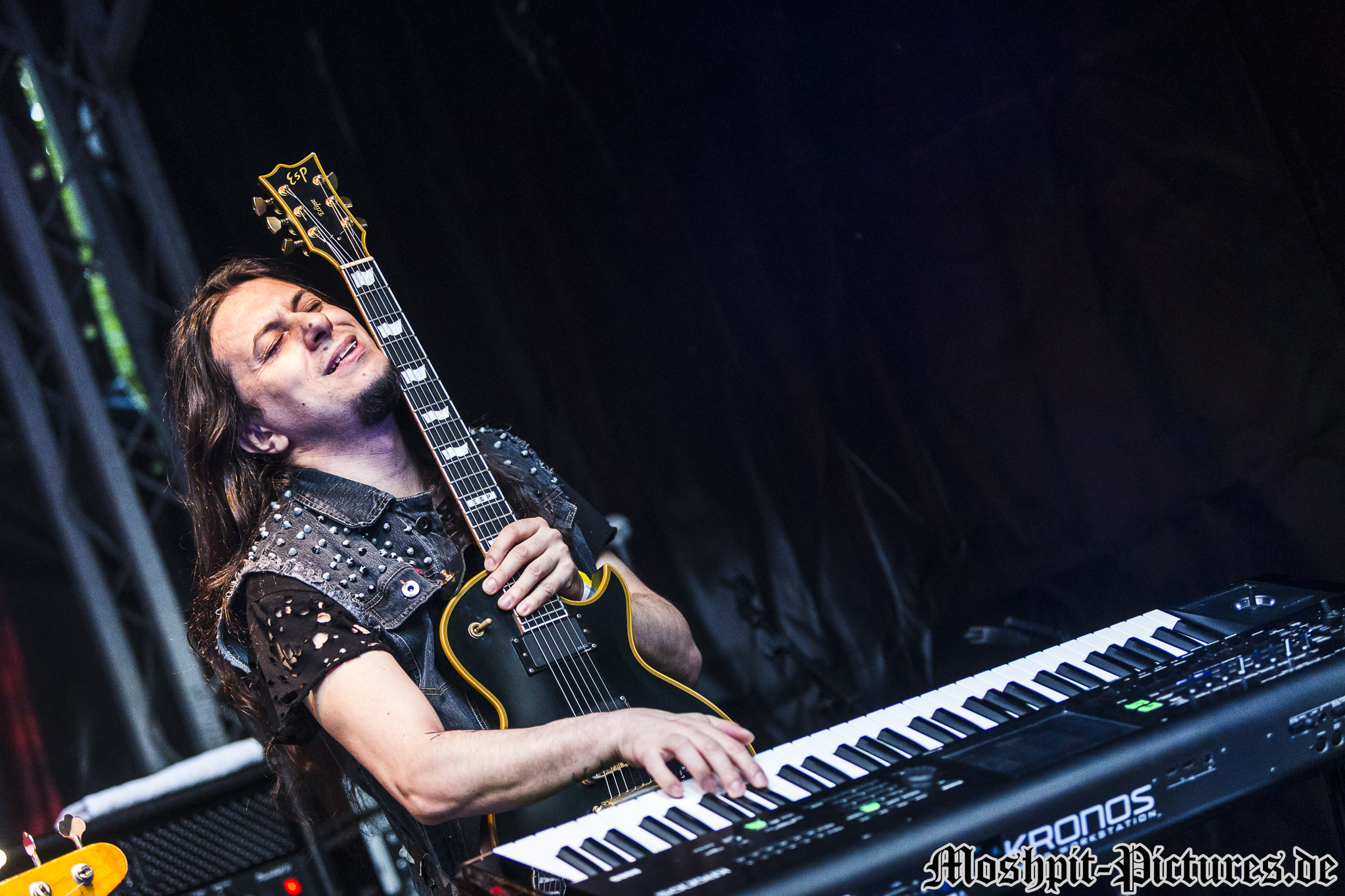 Rage-Against-Racism-2017-Firewind-115