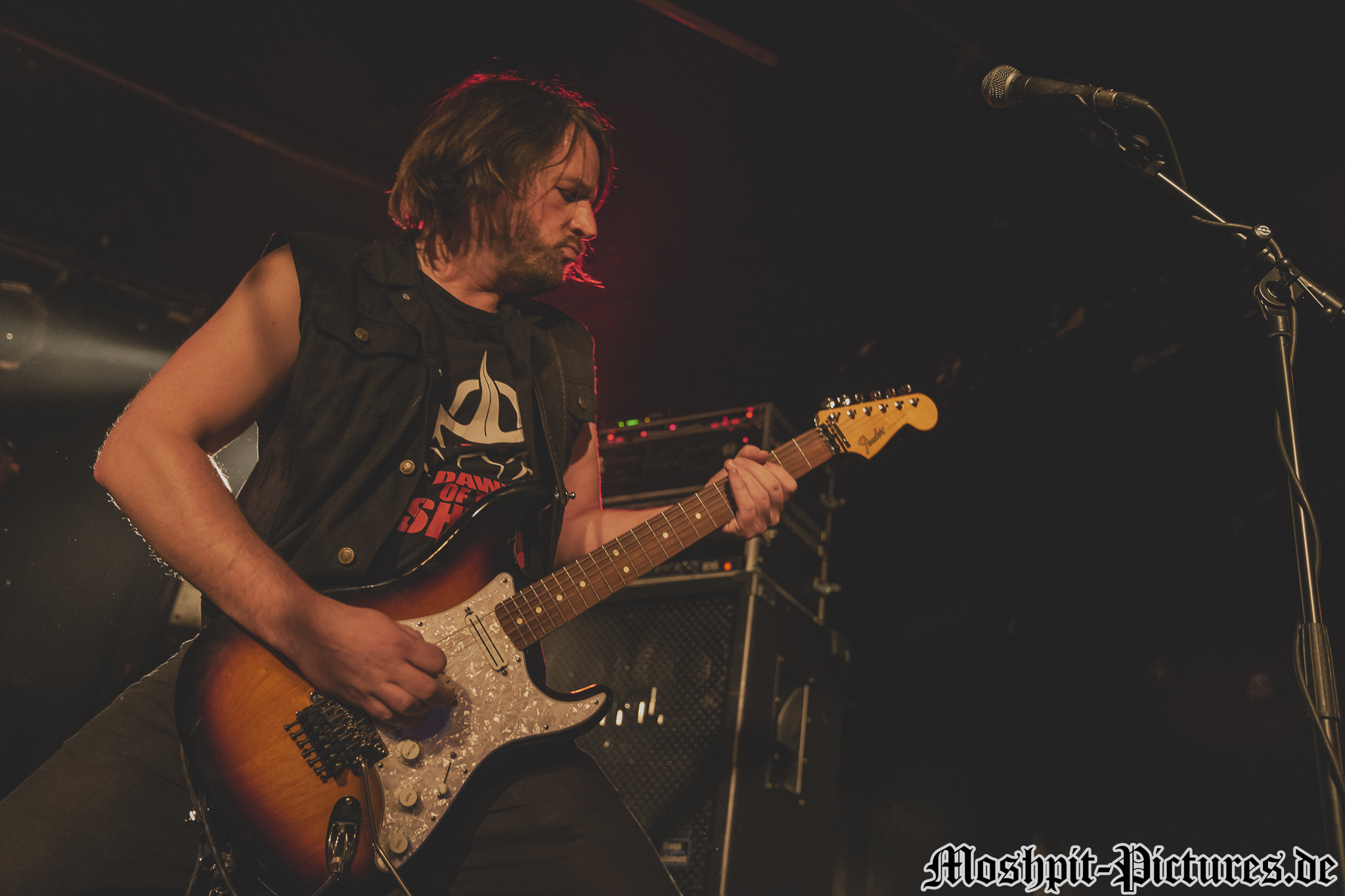 Gloryful-Nachtleben-140217-027