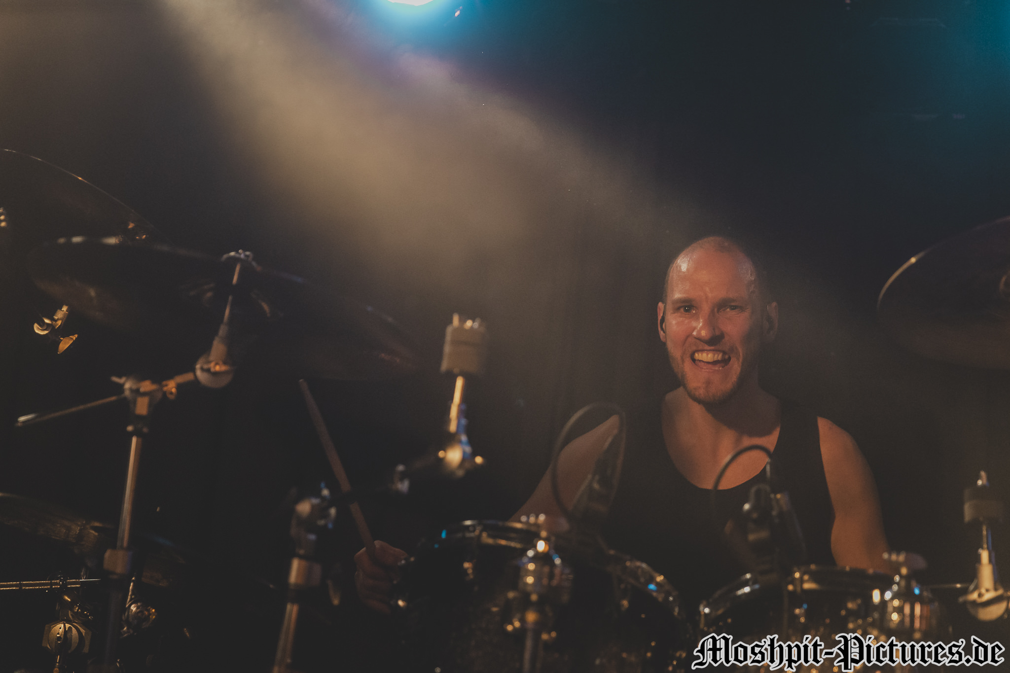 Gloryful-Nachtleben-140217-077