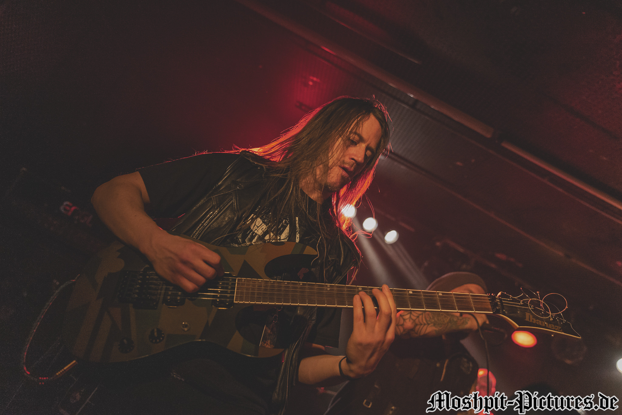 Gloryful-Nachtleben-140217-120