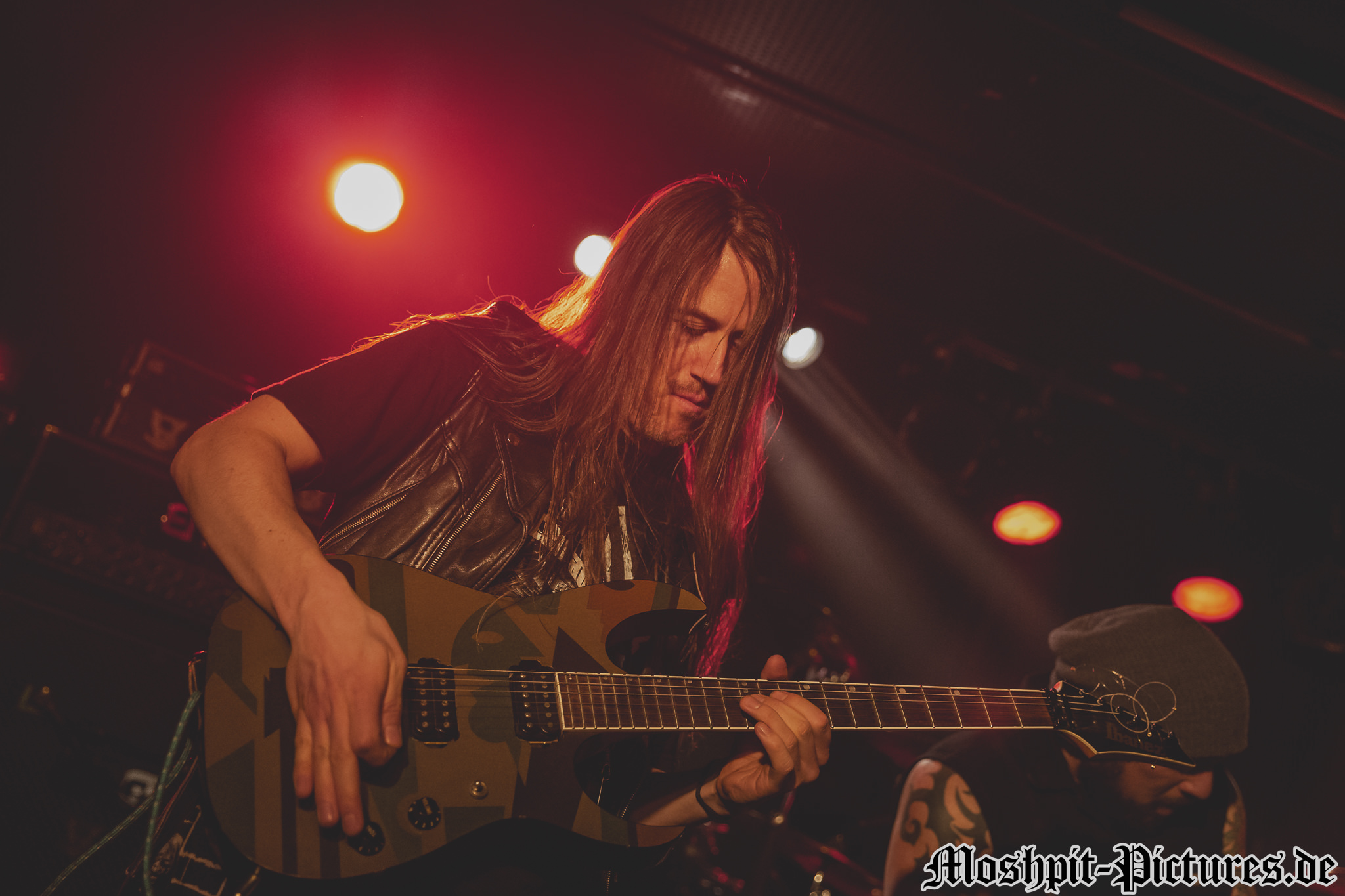 Gloryful-Nachtleben-140217-124