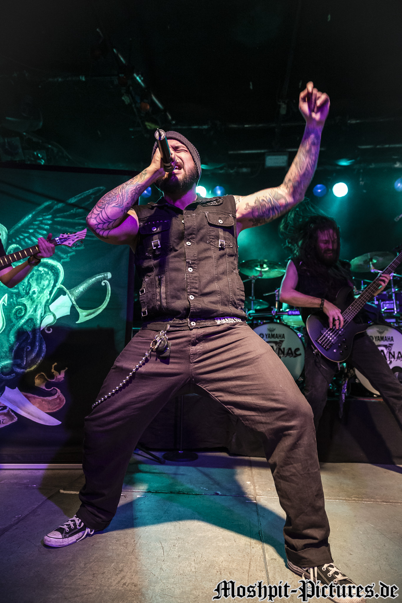 Gloryful-Der-Hirsch-130217-098