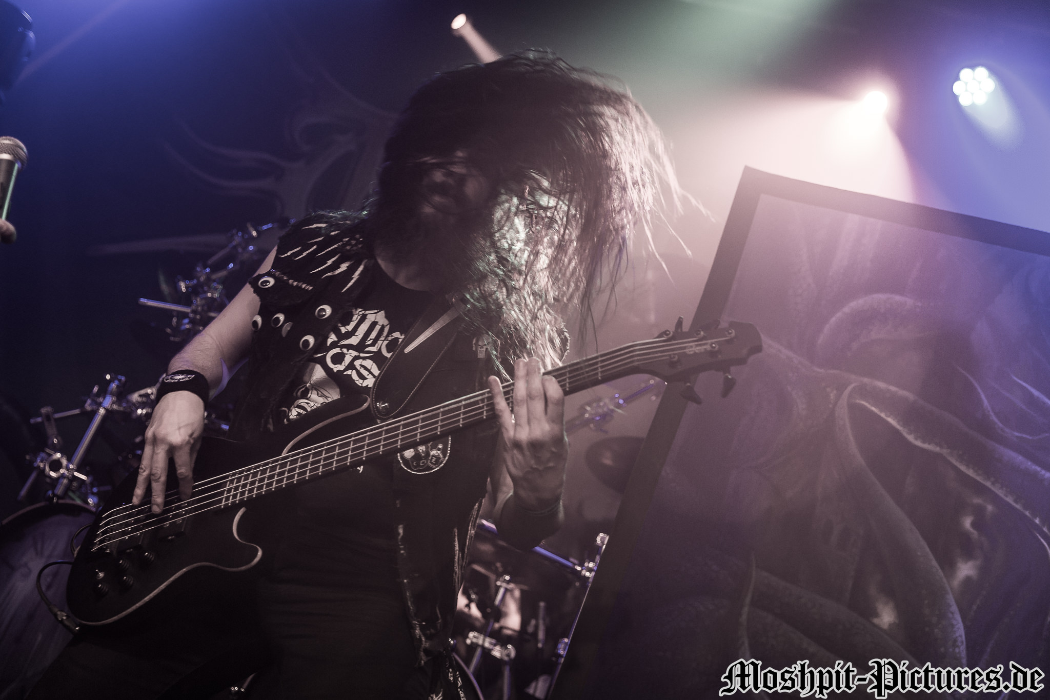 Konzertfotos von Gloryful auf der Midnight Ghost Tour 2019