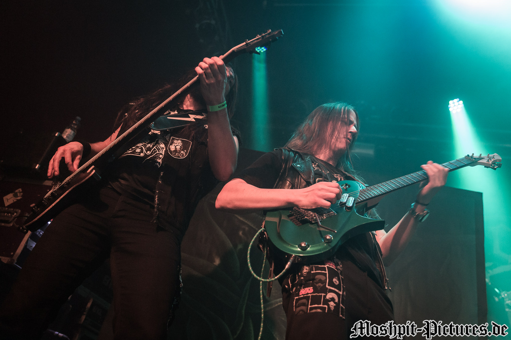 Konzertfotos von Gloryful auf der Midnight Ghost Tour 2019