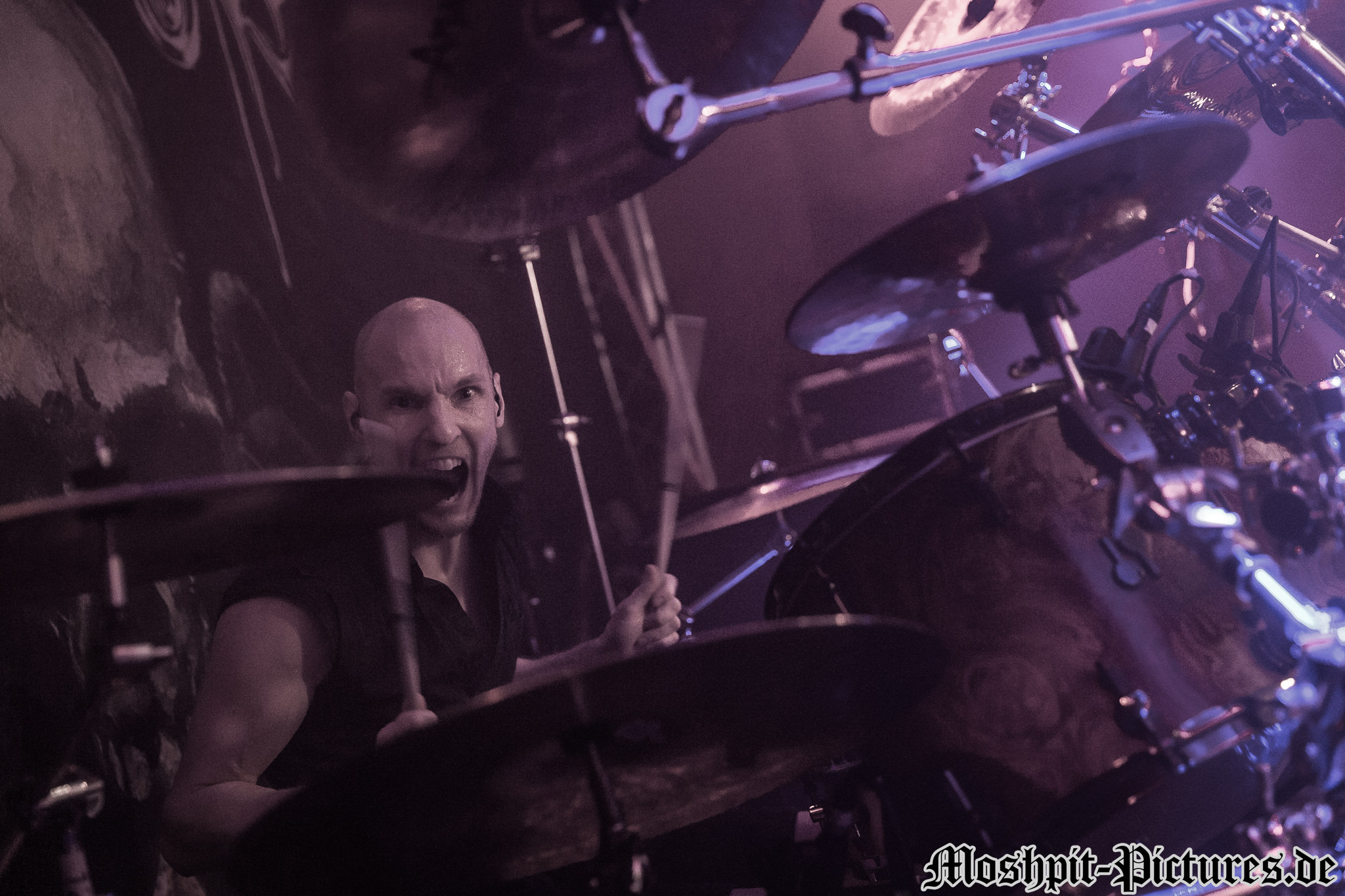 Konzertfotos von Gloryful auf der Midnight Ghost Tour 2019