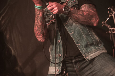 Konzertfotos von Gloryful auf der Midnight Ghost Tour 2019
