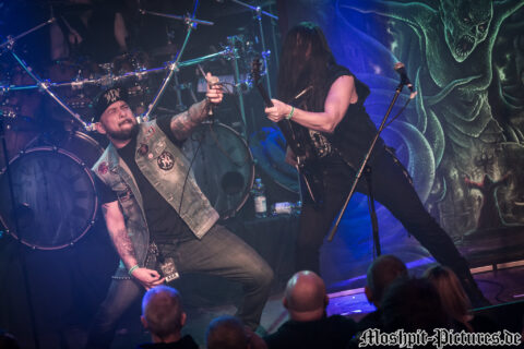 Konzertfotos von Gloryful auf der Midnight Ghost Tour 2019