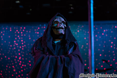 70K2017_GraveDigger_01