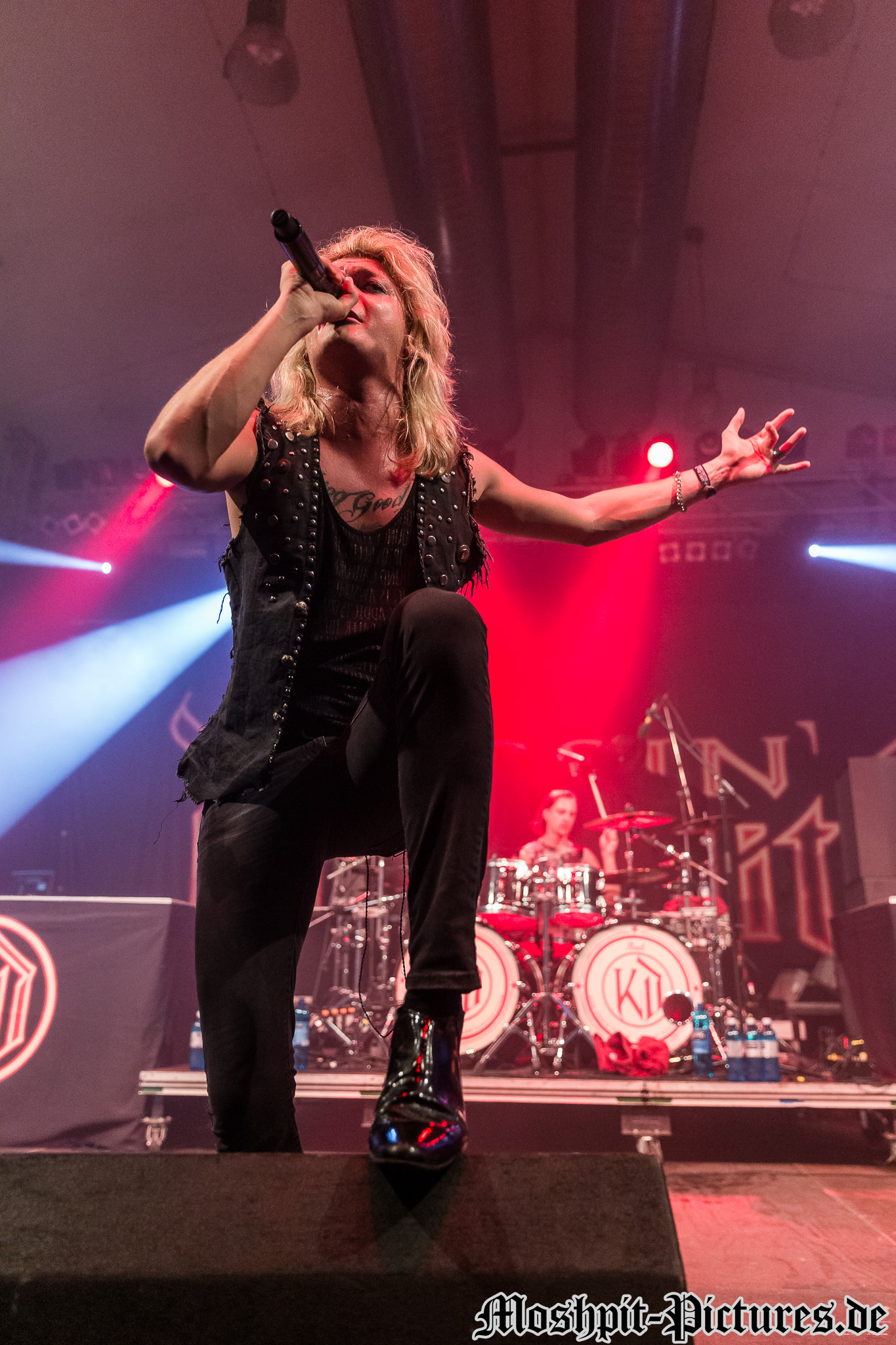 metal-crash-festival-2017-Kissin-Dynamite-367