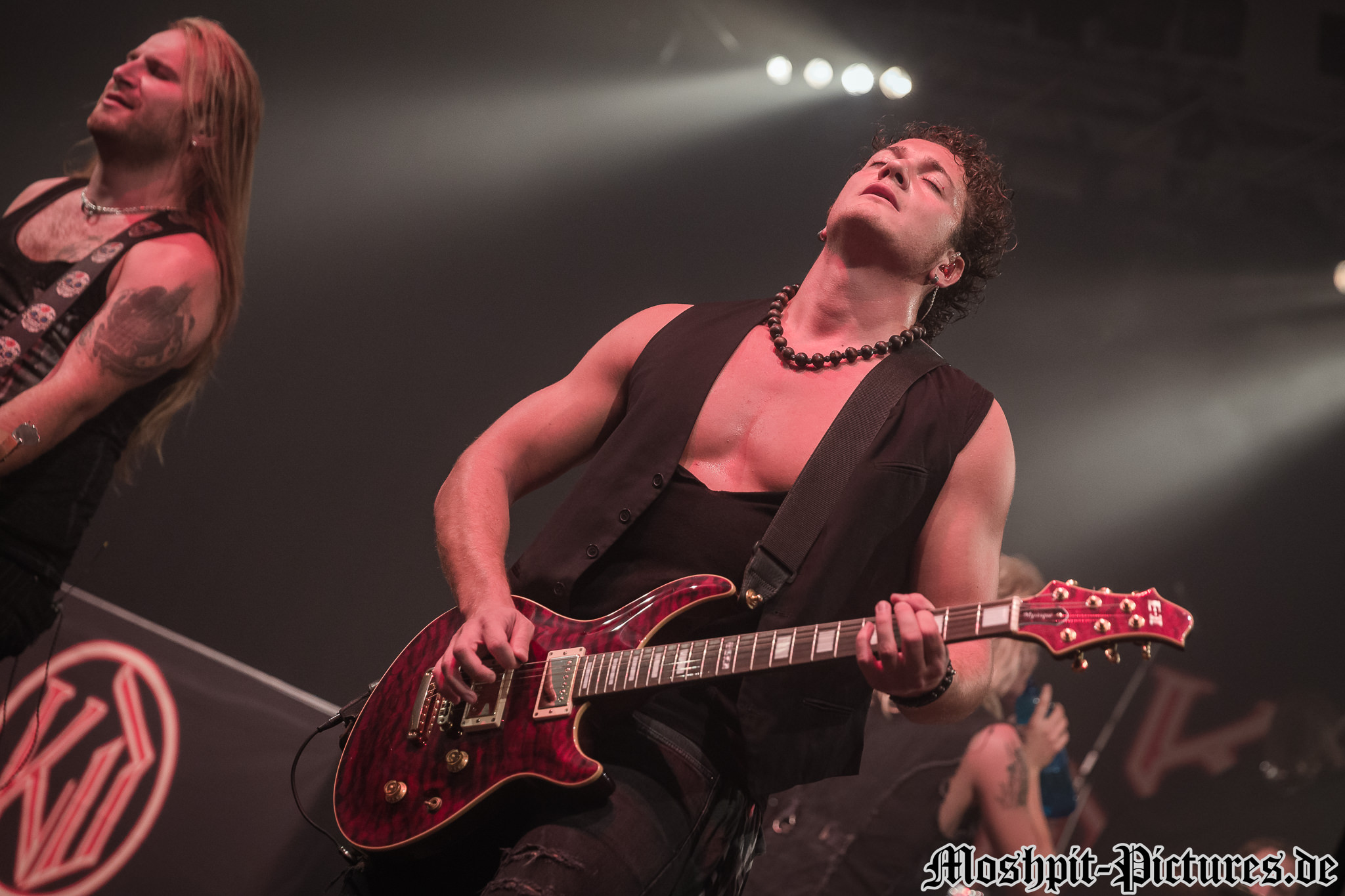 metal-crash-festival-2017-Kissin-Dynamite-413