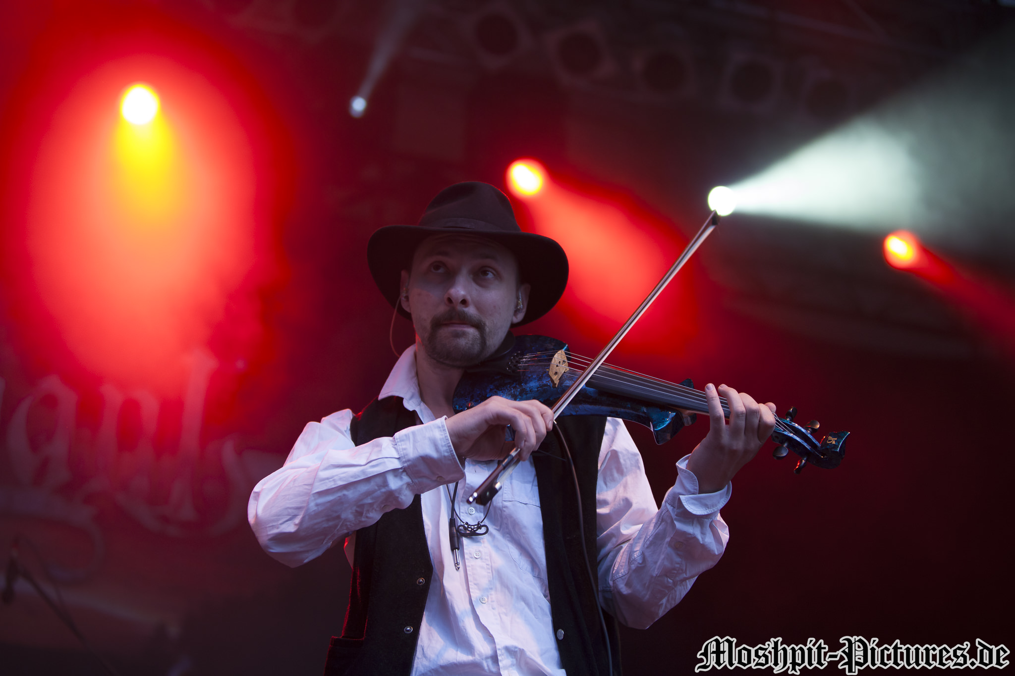 feuertanz-festival-2011-Korpiklaani-14