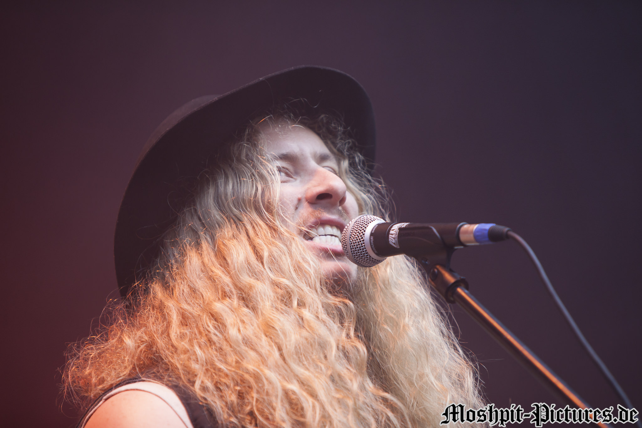 feuertanz-festival-2011-Korpiklaani-16