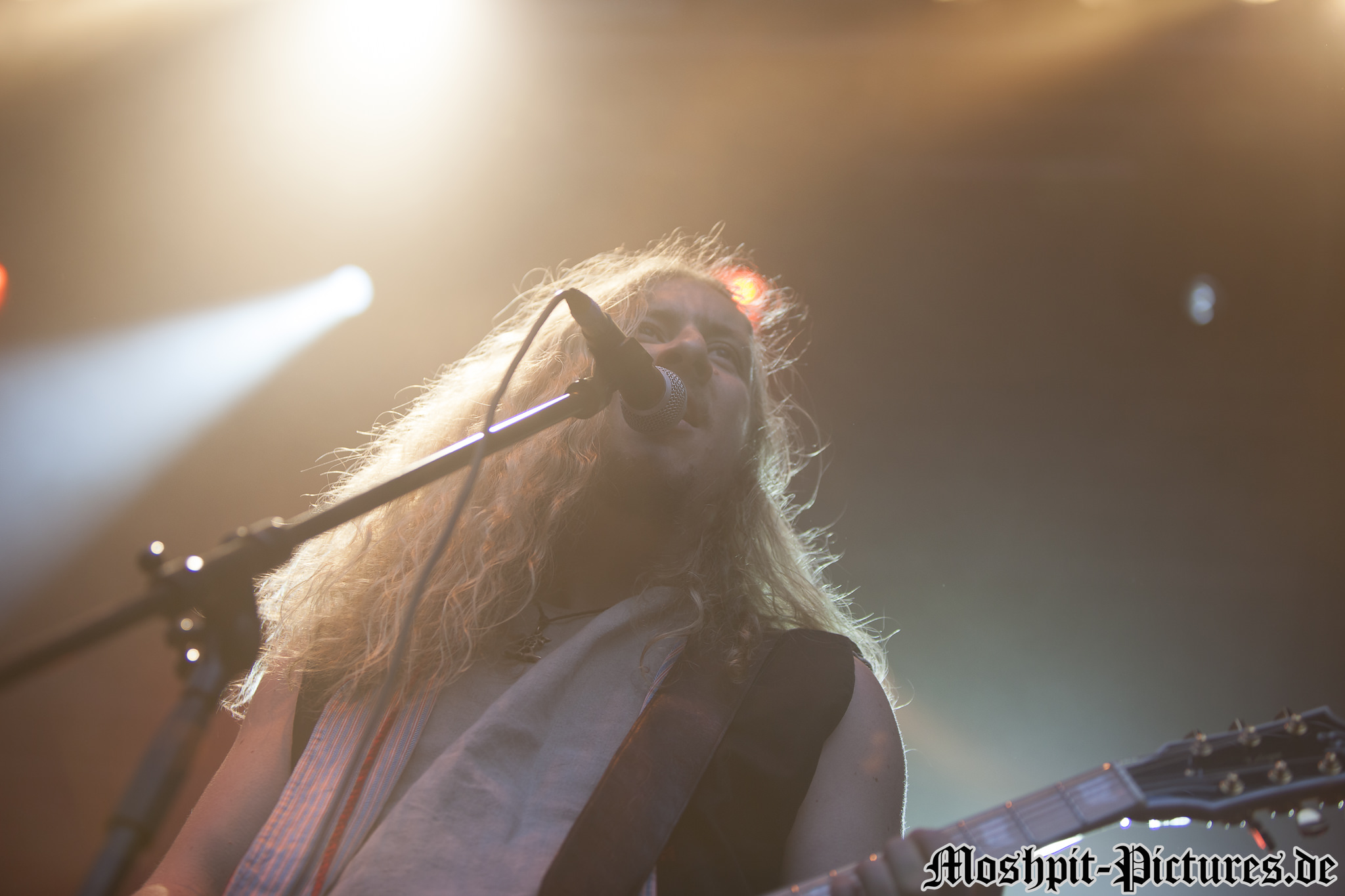 feuertanz-festival-2011-Korpiklaani-24