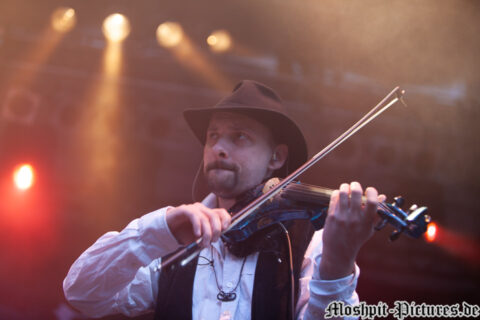 Korpiklaani_FT11_22