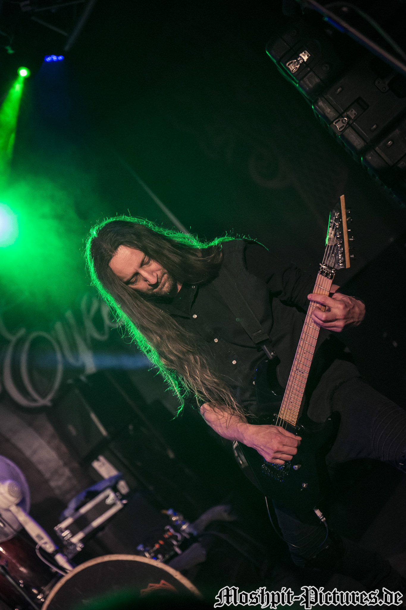 Leaves-Eyes-Kubaner-Live-Club-250418-0574