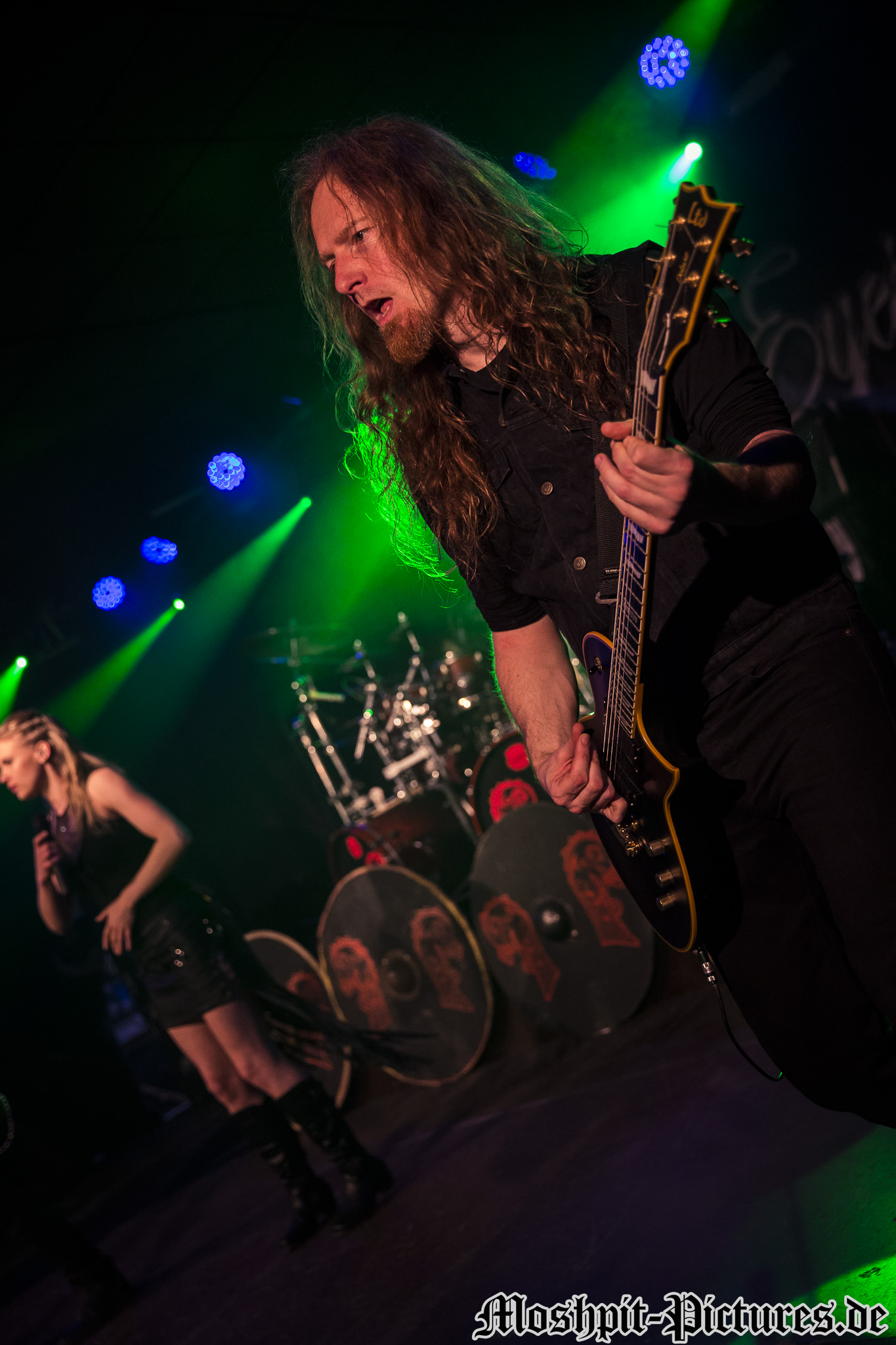 Leaves-Eyes-Kubaner-Live-Club-250418-0587