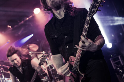 Konzertfotos von Leaves Eyes auf der Tour of the Dragonhead 2018