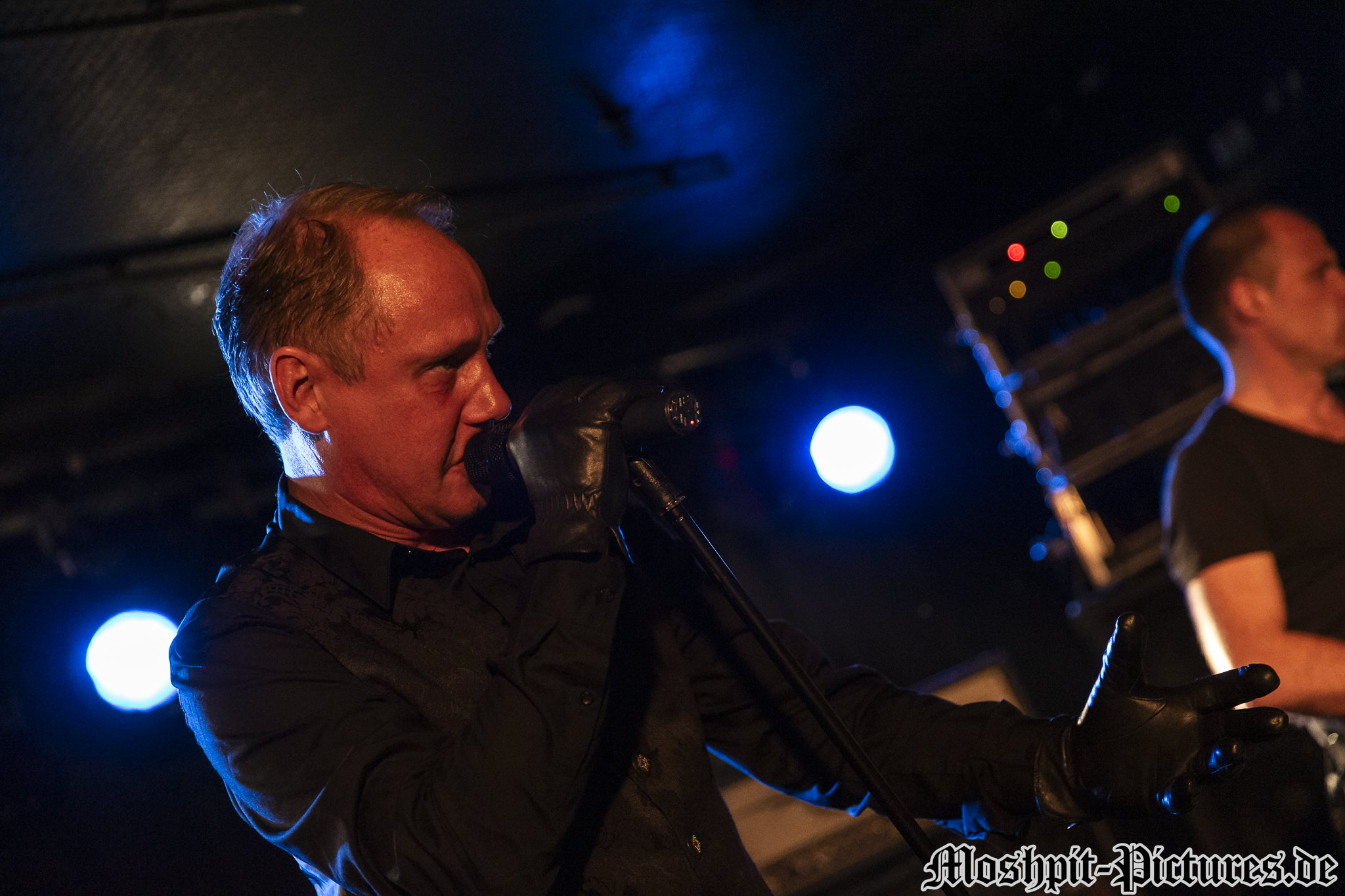 Lichtgestalt-Nachtleben-140217-006
