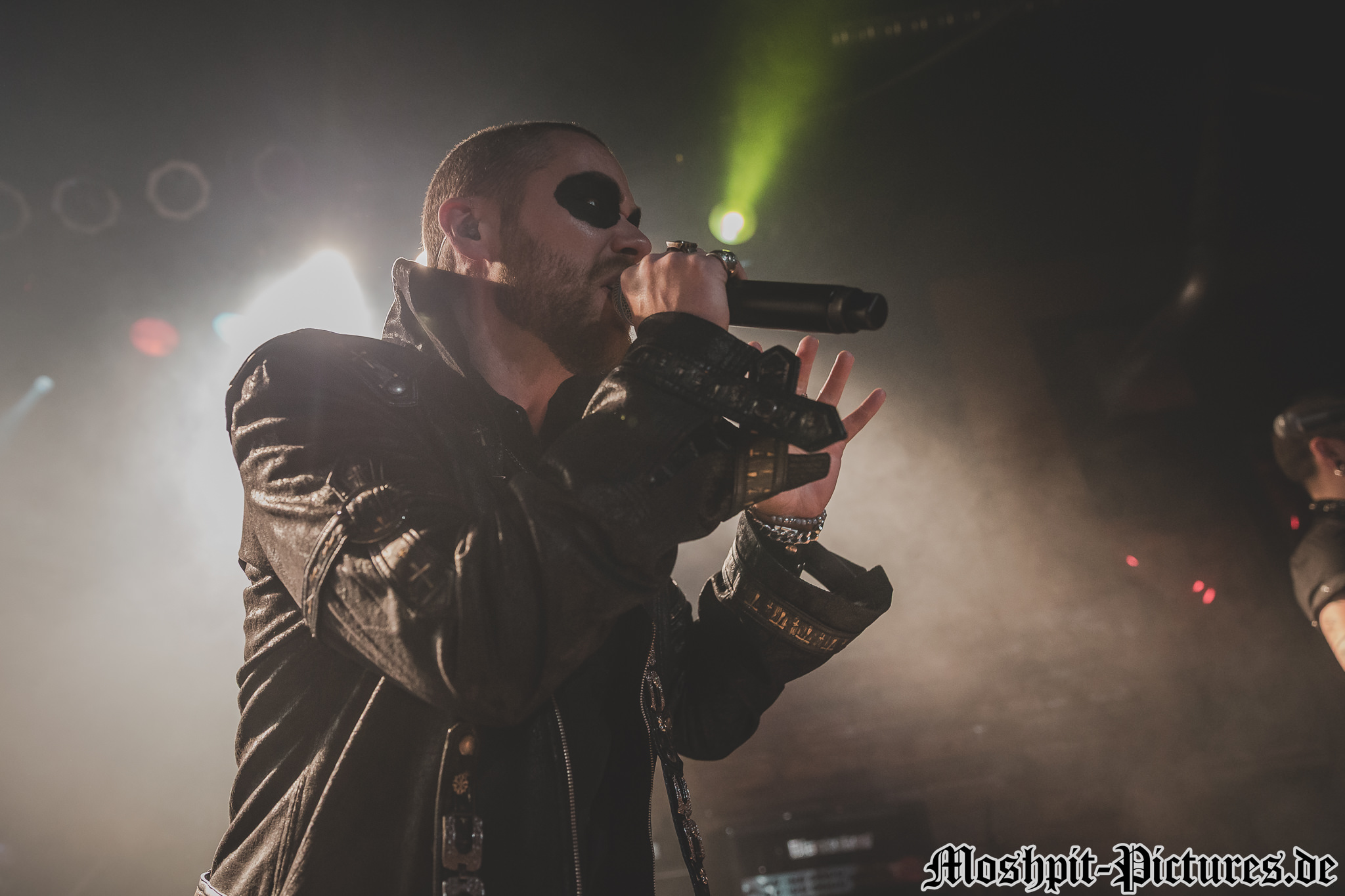 immortals-tour-2017-Manimal-017