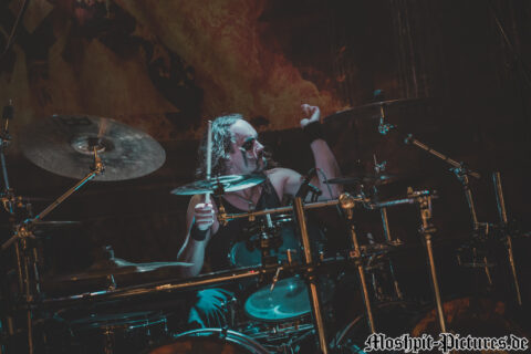 immortals-tour-2017-Manimal-215