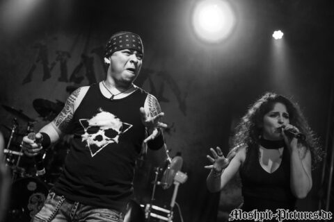 Konzertfotos von MaYan auf der Tour of the Dragonhead 2018