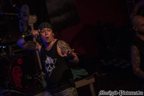Konzertfotos von MaYan auf der Tour of the Dragonhead 2018