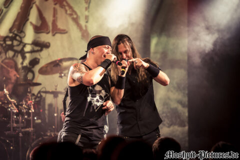 Konzertfotos von MaYan auf der Tour of the Dragonhead 2018