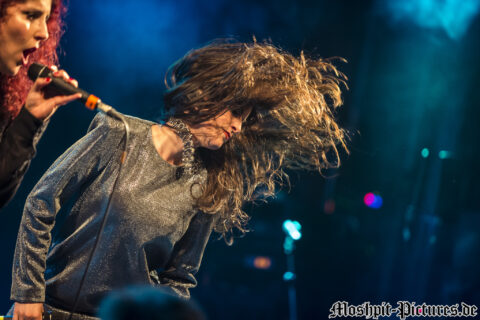 Konzertfotos von MaYan auf der Tour of the Dragonhead 2018