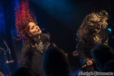 Konzertfotos von MaYan auf der Tour of the Dragonhead 2018