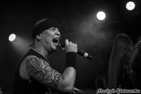 Konzertfotos von MaYan auf der Tour of the Dragonhead 2018