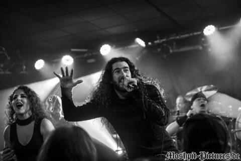 Konzertfotos von MaYan auf der Tour of the Dragonhead 2018