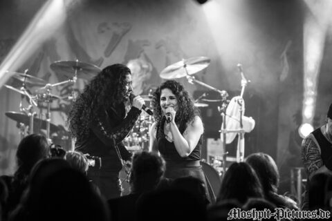 Konzertfotos von MaYan auf der Tour of the Dragonhead 2018