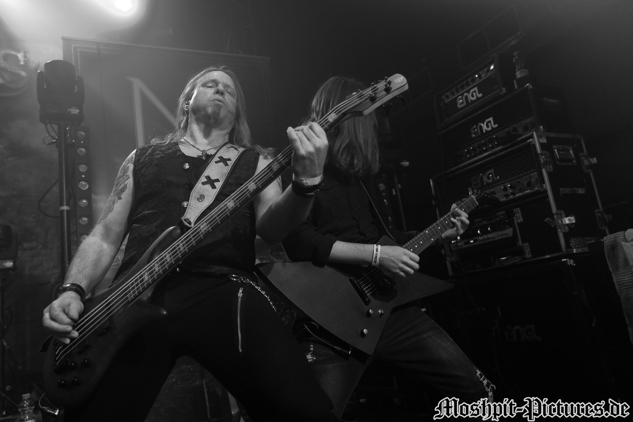 Konzertfotos von Mob Rules auf der Midnight Ghost Tour 2019