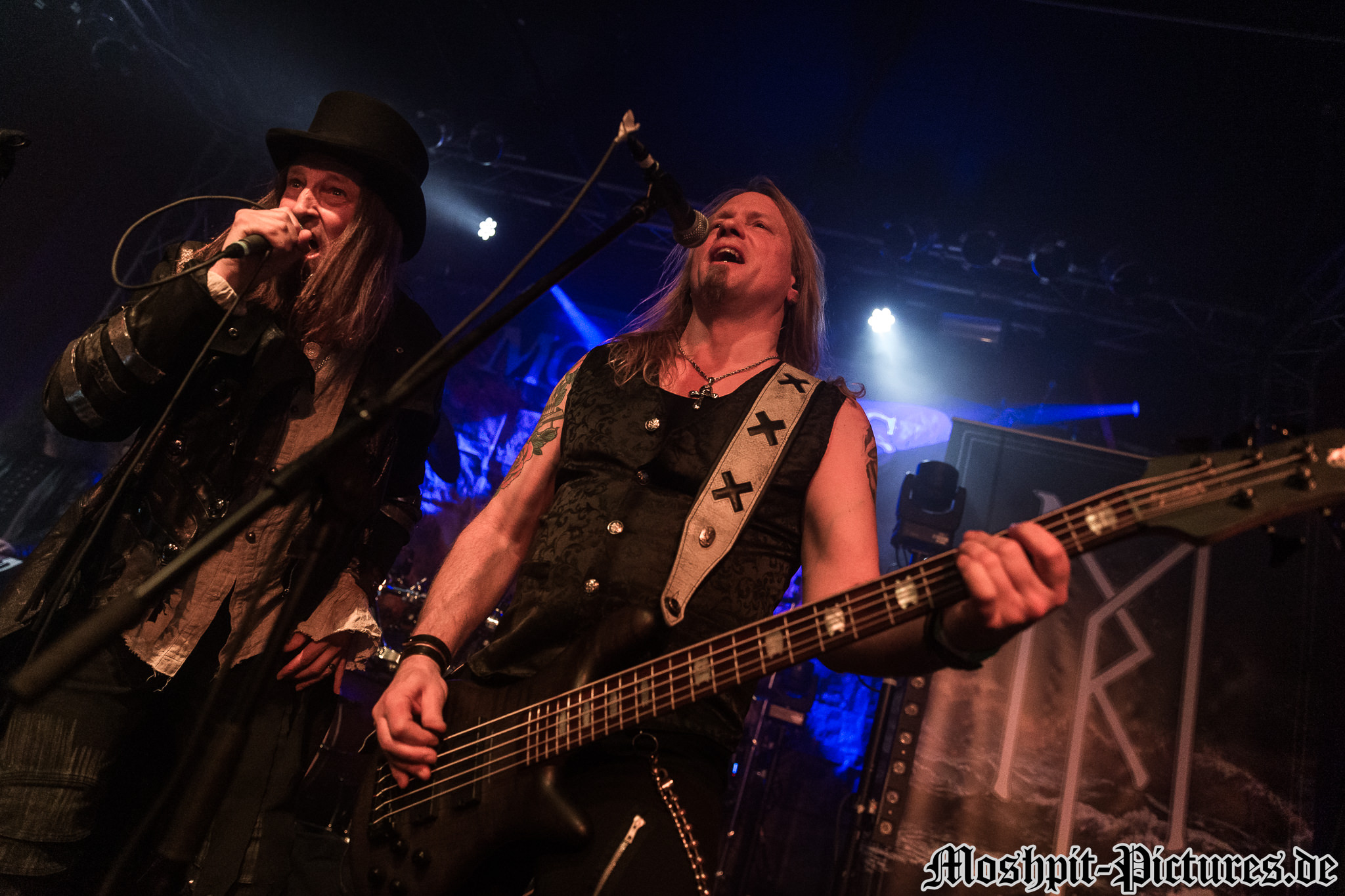 Konzertfotos von Mob Rules auf der Midnight Ghost Tour 2019
