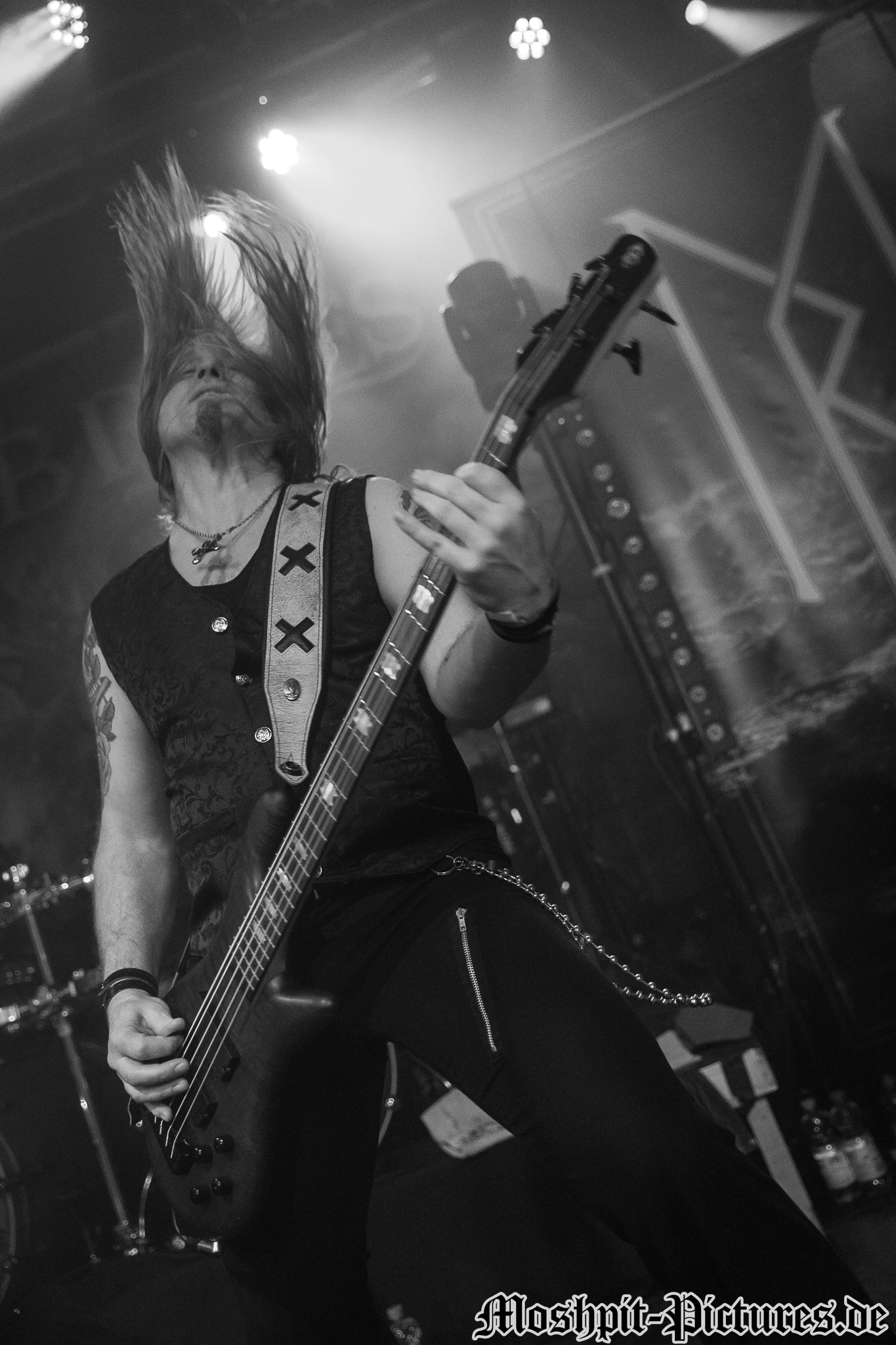Konzertfotos von Mob Rules auf der Midnight Ghost Tour 2019