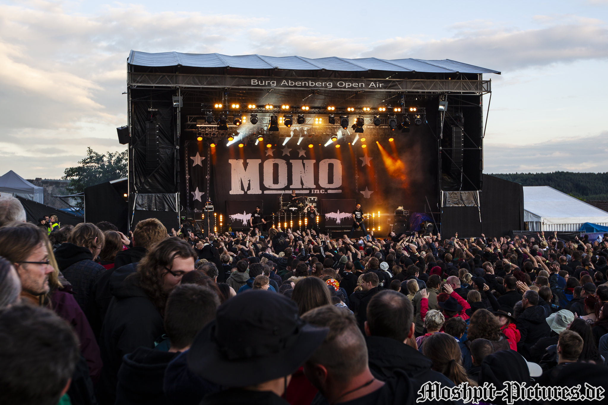 feuertanz-festival-2015-Mono-Inc.-440