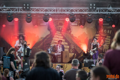 Mr. Hurley und die Pulveraffen