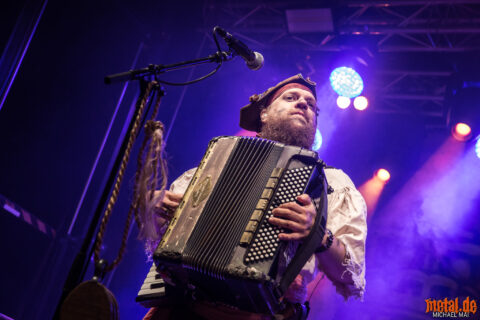 Mr. Hurley und die Pulveraffen