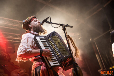 Mr. Hurley und die Pulveraffen