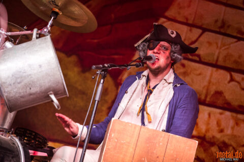 Mr. Hurley und die Pulveraffen