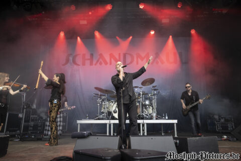 Konzertfoto von Schandmaul - Feuertanz Festival 2022