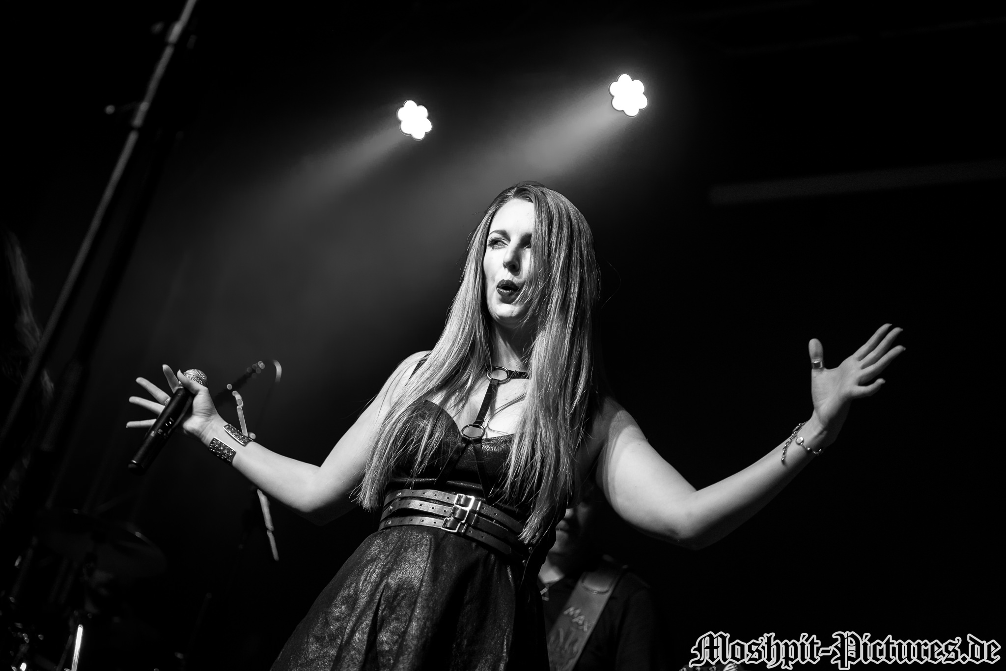 Konzertfotos von Sound Storm auf der Bards of Symphony and Metal Tour 2018