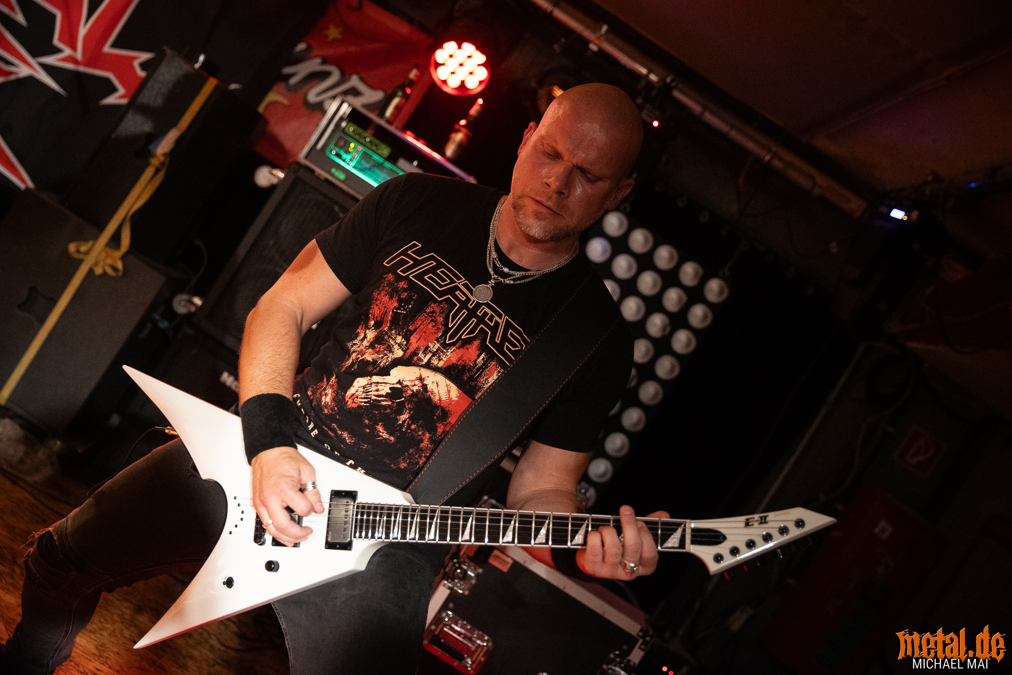 Konzertfoto von Surgical Strike - Hannover Metalfest 2021