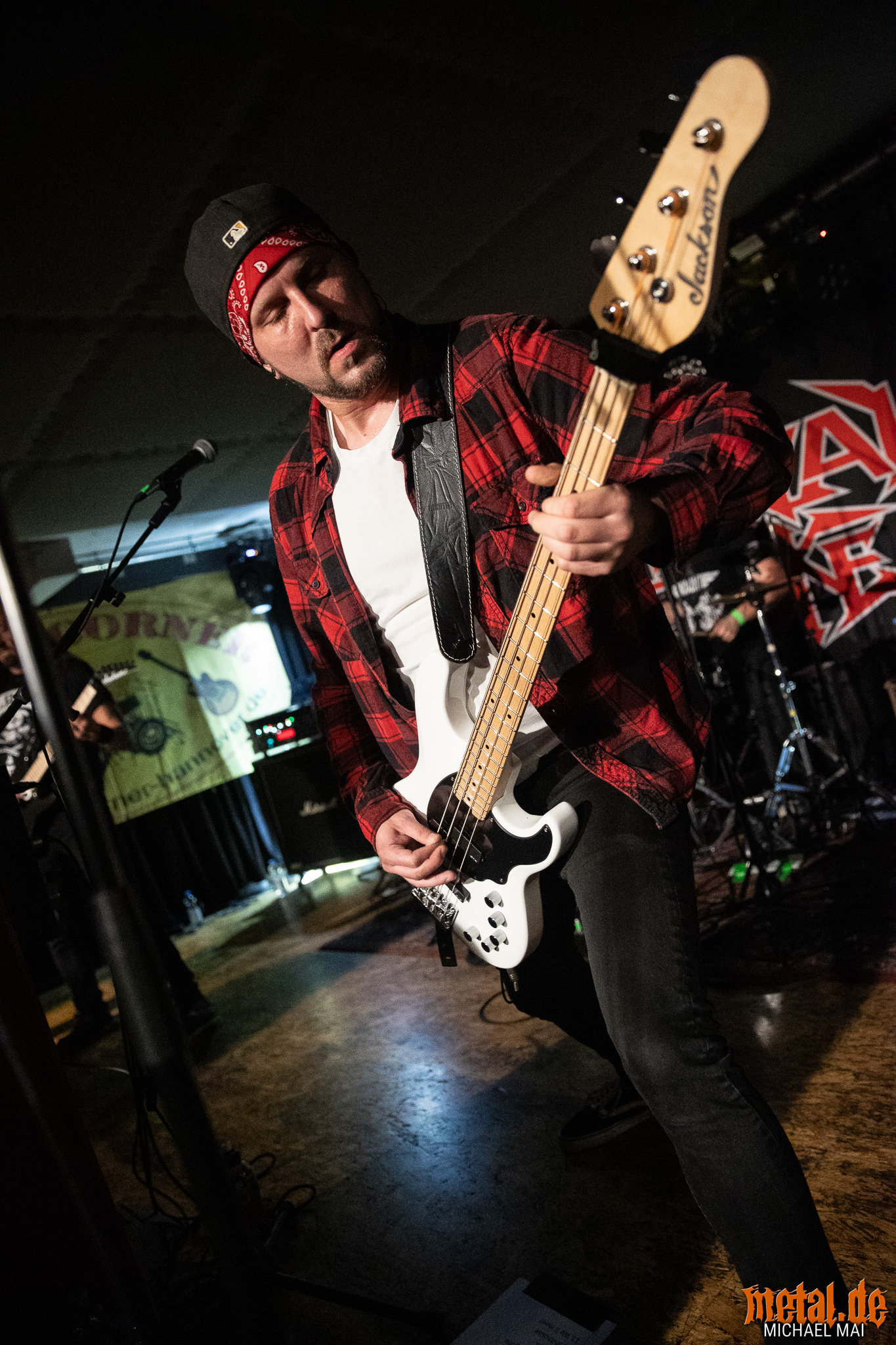 Konzertfoto von Surgical Strike - Hannover Metalfest 2021