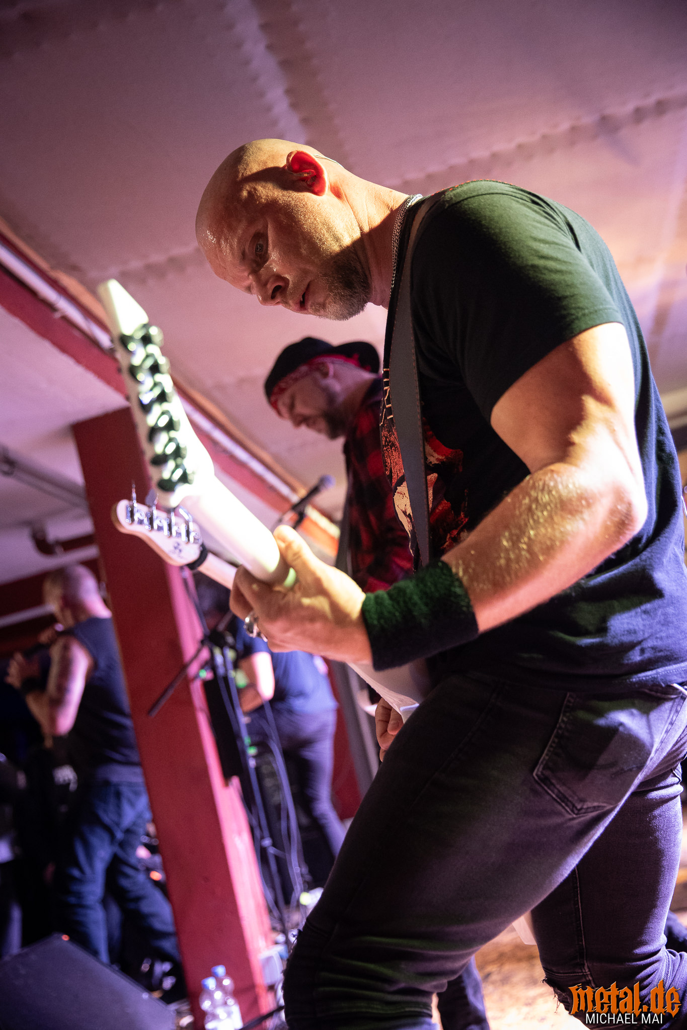 Konzertfoto von Surgical Strike - Hannover Metalfest 2021