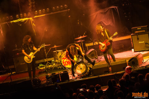 Konzertfoto von Tyler Bryant & The Shakedown - Deutschlandtour 2019