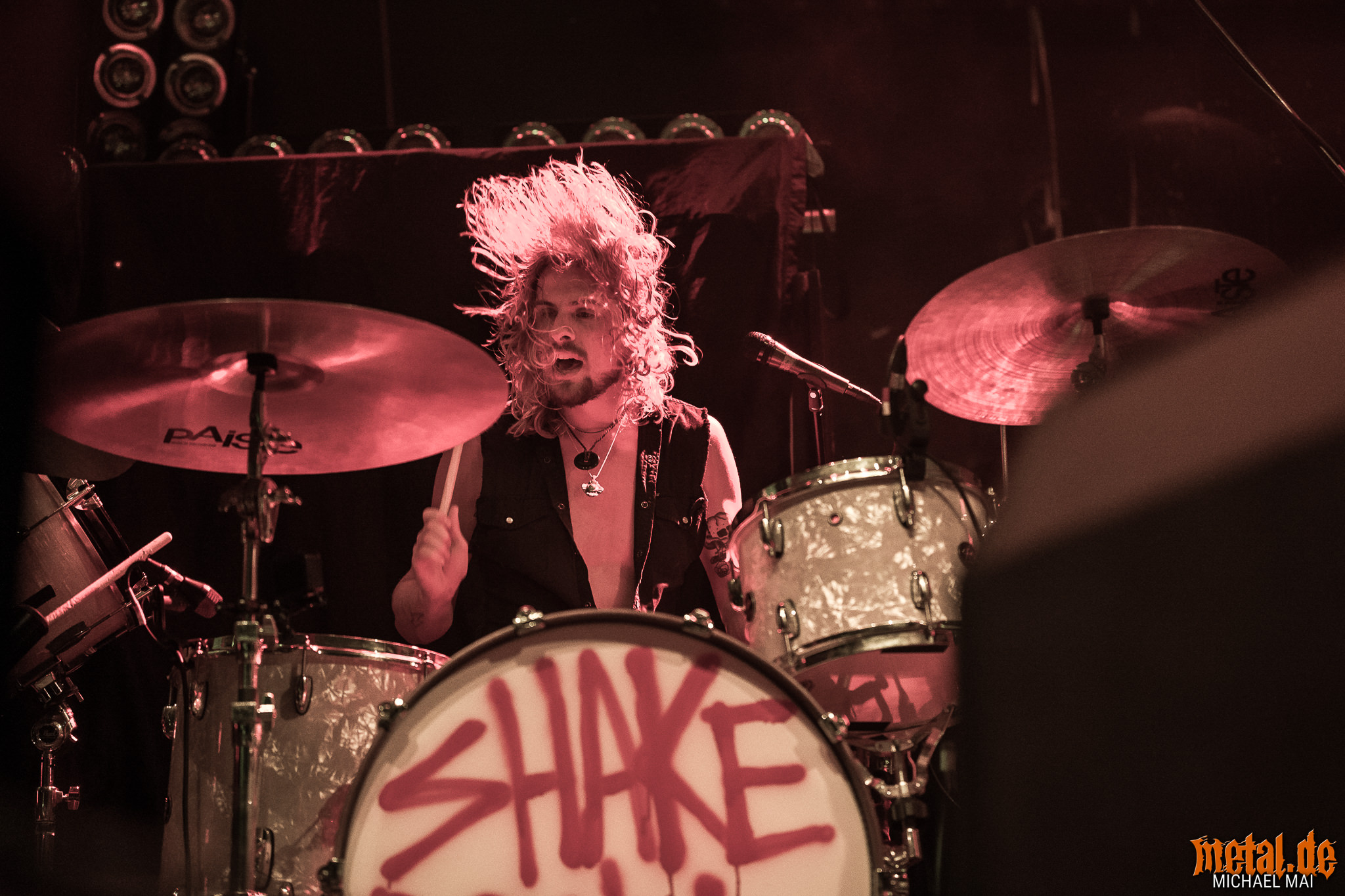 Konzertfoto von Tyler Bryant & The Shakedown - Deutschlandtour 2019