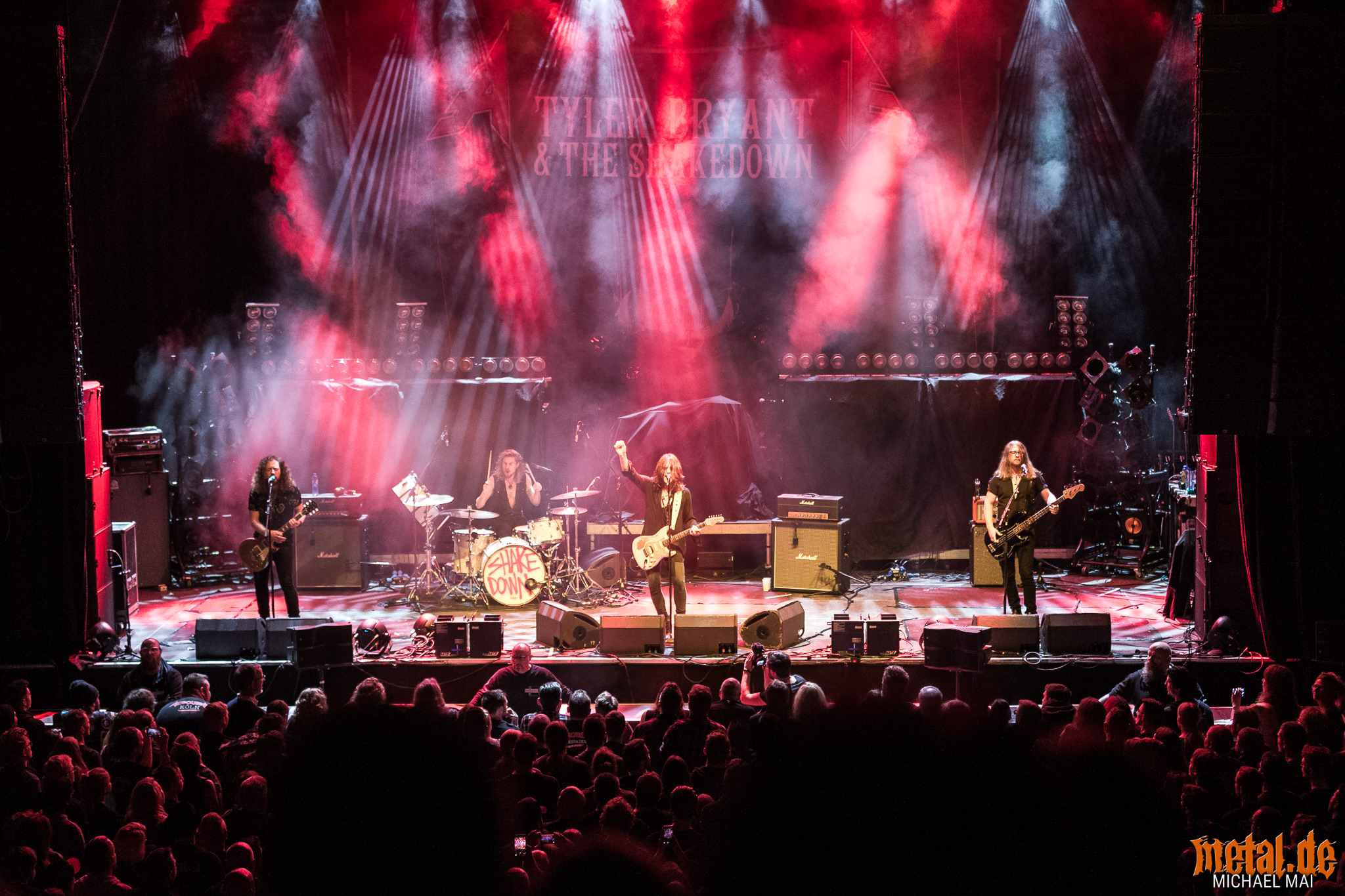 Konzertfoto von Tyler Bryant & The Shakedown - Deutschlandtour 2019