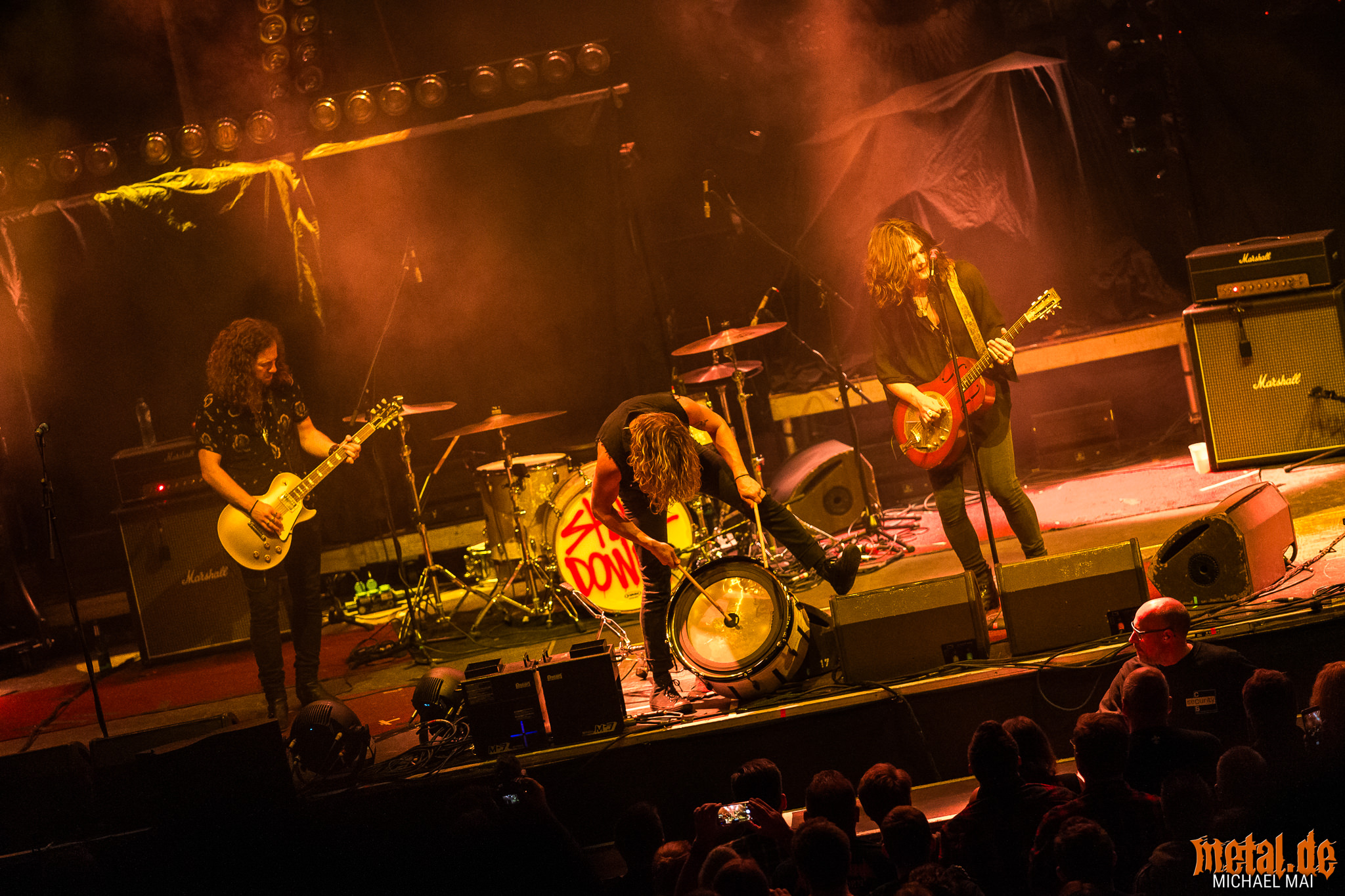 Konzertfoto von Tyler Bryant & The Shakedown - Deutschlandtour 2019